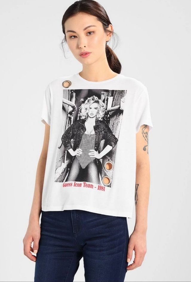 Camiseta Guess