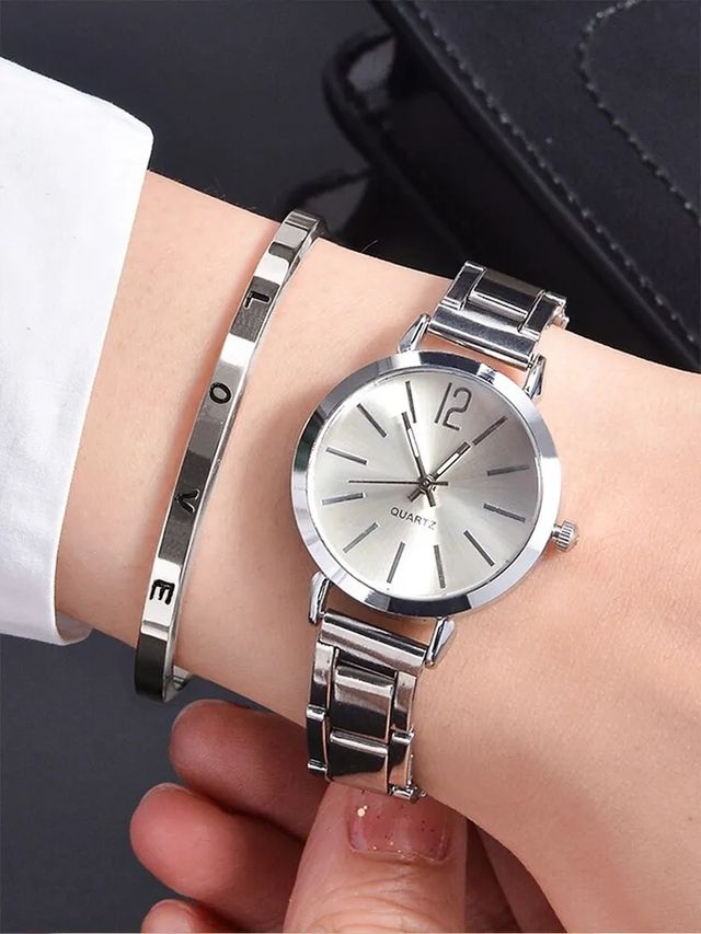 Reloj con pulsera