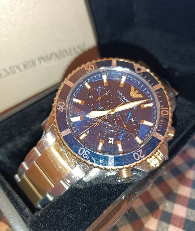 RELOJ EMPORIO ARMANI CRONÓMETRO, NUEVO A ESTRENAR