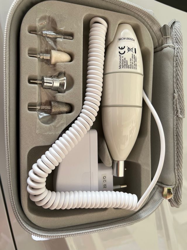 Set de pedicura y manicura - Medisana MPS