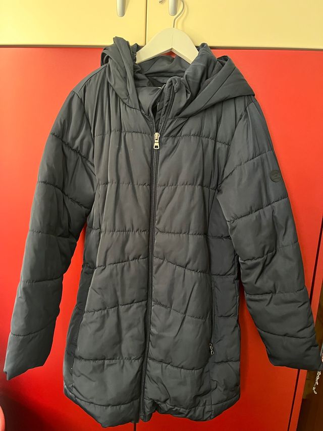 Casaco para baixo de menina