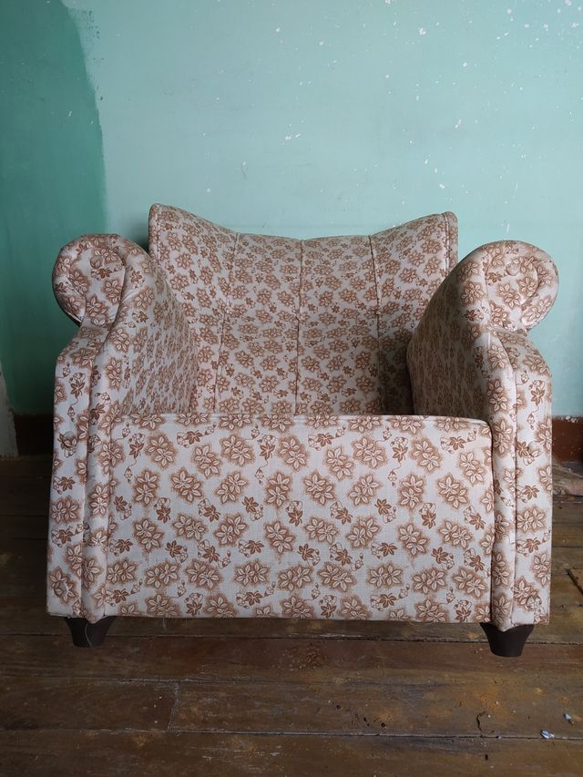 sillón. domicilio en Chapela