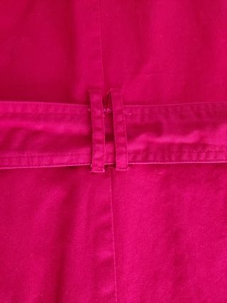 Trench rojo 🍒 talla 42