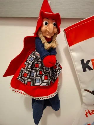 Befana Betta Saetta collezione Kinder più calza