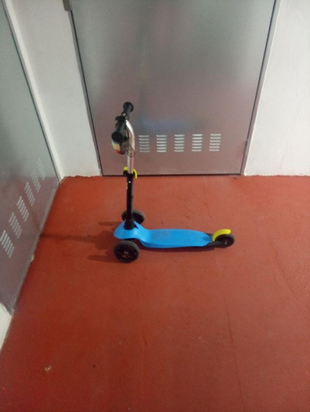 Patinete de 3 ruedas marca oxelo