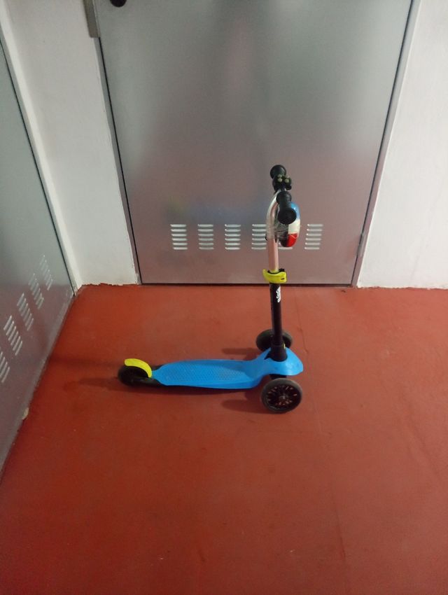 Patinete de 3 ruedas marca oxelo