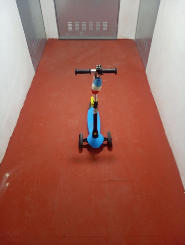 Patinete de 3 ruedas marca oxelo