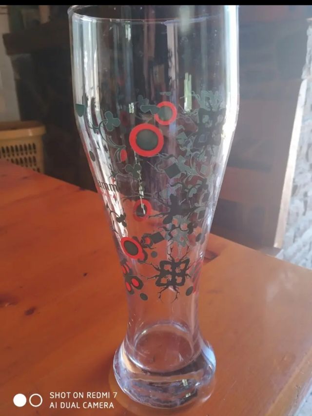 Vaso Voll Damm. Altura 24 cm,diámetro 8
