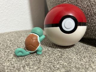 Pokémon Squirtle + Pokeball