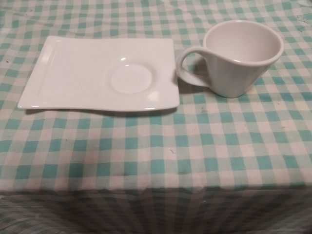 Conjunto porcelana desayuno 20 piezas
