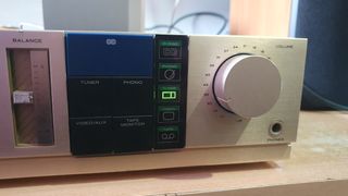 Amplificador Marantz PM-240 Vintage