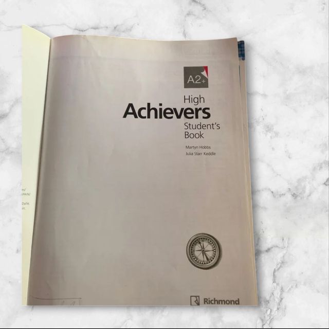 Libro INGLES student’s book A2+