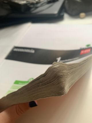 Libro Economía 1º Bachillerato sm