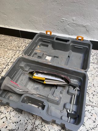 Lijadora de banda Ryobi