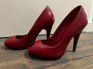Zapatos Rojos de piel 