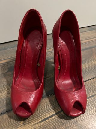 Zapatos Rojos de piel 