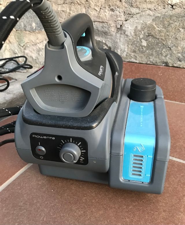 Centro de Engomar Rowenta Ferro a Vapor