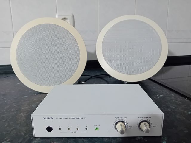 Amplificador y altavoces marca Vision