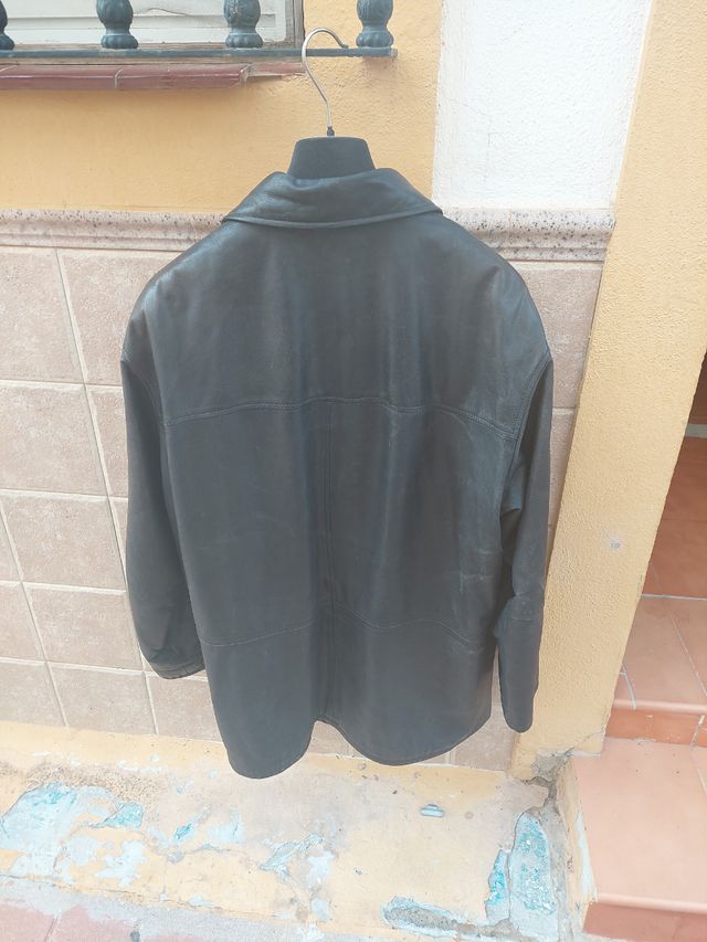 Giacca in pelle marrone 