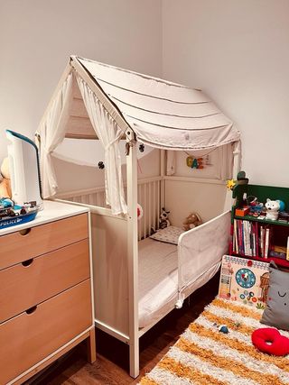 Cuna Stokke Home + colchón + otros