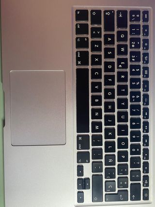 Macbook air 13”