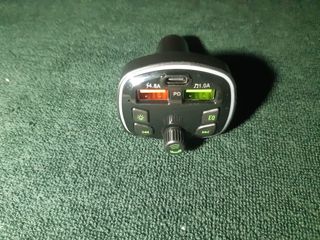 Manos libres bluetooth más cargador