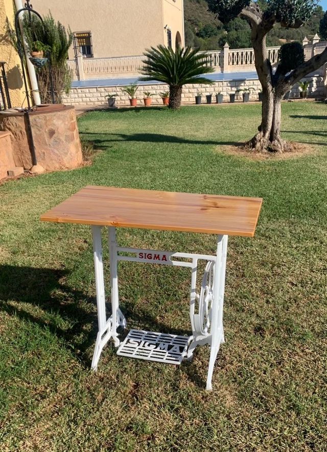 Mesa máquina de coser