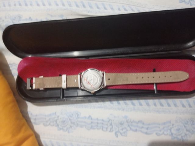 Reloj  chica Lotus