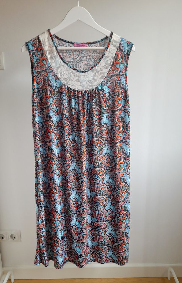 Vestido de tirantes estampado