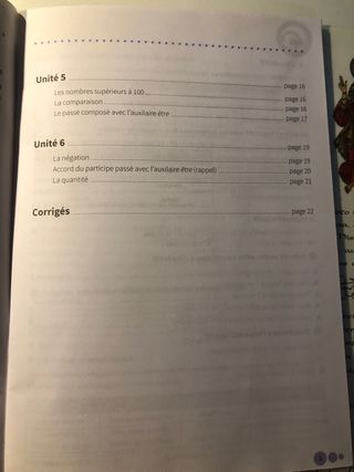 Libro de gramática A1 frances. Editorial Oxford
