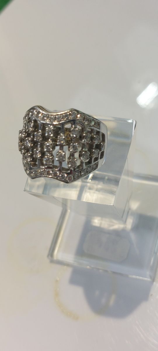 Sortija de brillantes