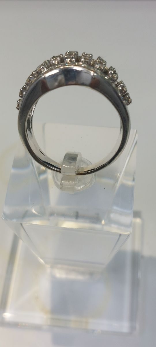 Sortija de brillantes