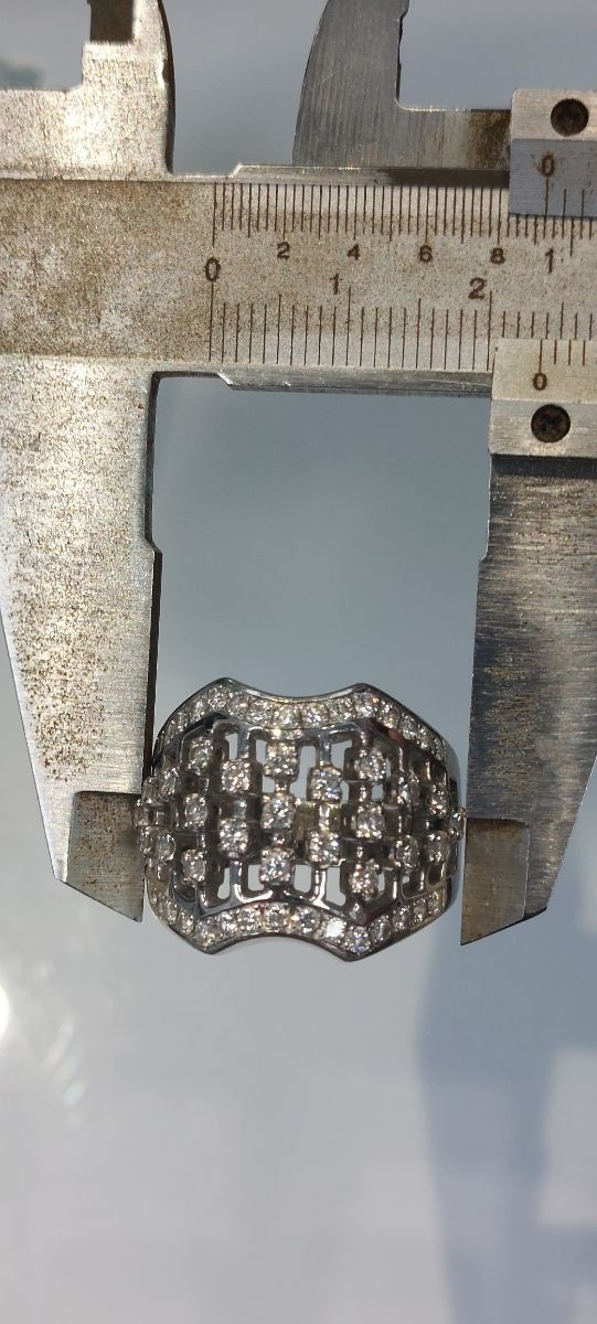 Sortija de brillantes