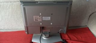 Televisor LCD LG RZ17LZ40 de 17"