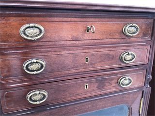 ARMARIO ANTIGUO MARRÓN 3 CAJONES 1 PUERTA