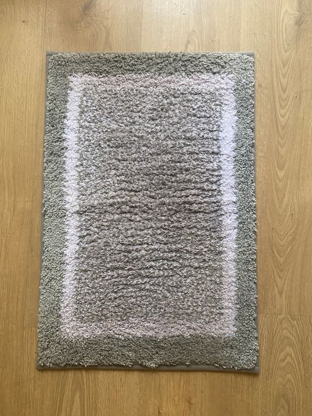 Alfombra de baño Nueva