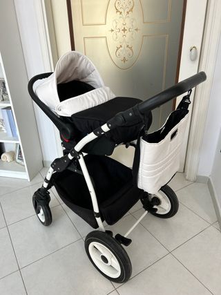 Passeggino 2 in 1 con seggiolino auto 