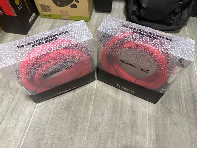 CUBIERTAS TANNUS VOLCANO 700x28c ROJO CARRETERA