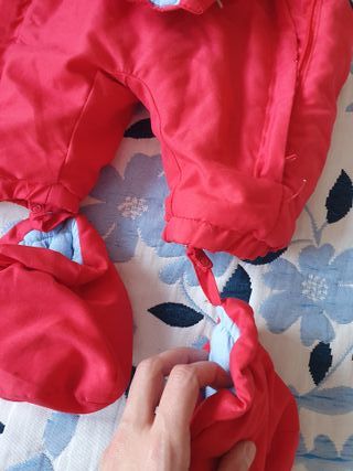 Buzo bebé color rojo