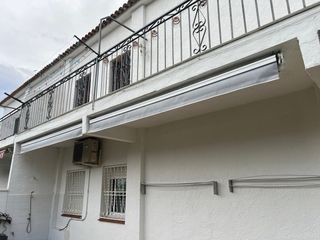 Toldos, Mosquisteras y persianas.