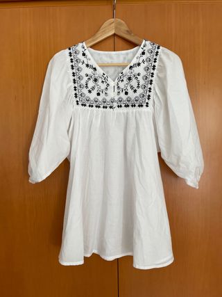 Blusa algodón bordada