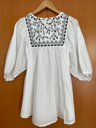 Blusa algodón bordada