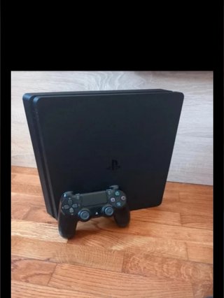Ps4 Slim casi nueva no la uso