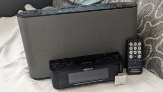 Radio despertador Sony para iPod
