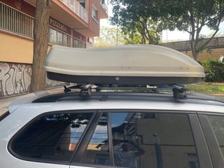 Cofre de techo para coche (Solo alquiler)