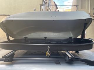 Cofre de techo para coche (Solo alquiler)