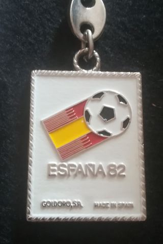 PINS Y LLAVERO MUNDIAL DE FÚTBOL' 82
