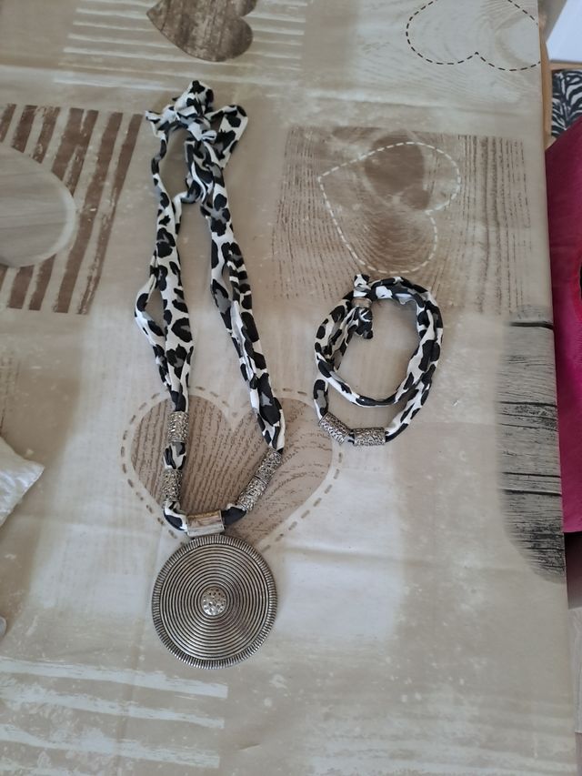 collana+bracciale