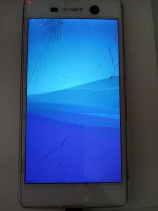 Sony Xperia M5