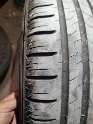 Neumático Michelin